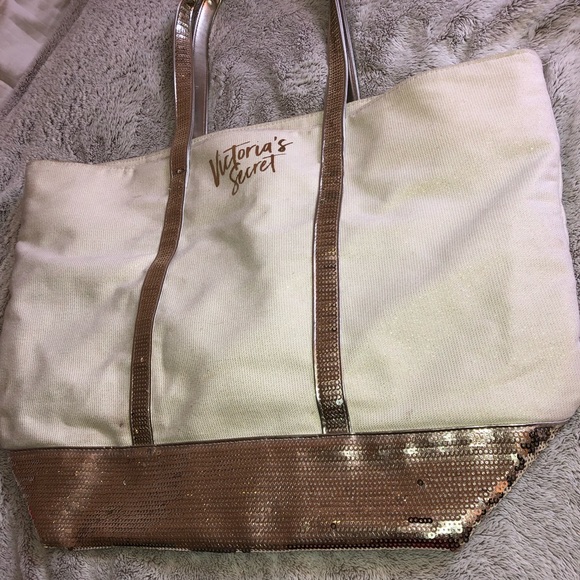 Victoria’s Secret Tote - Picture 4 of 5